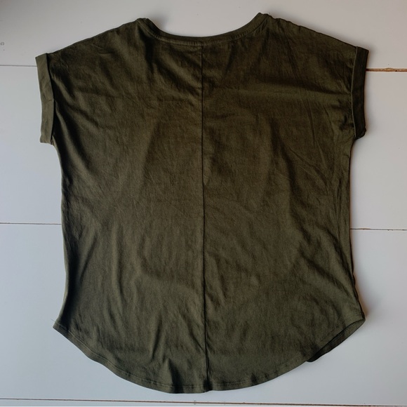 NEW YORK & COMPANY Women’s Green Olives Top Summer vibe & Hot Weather size:M - Picture 4 of 6